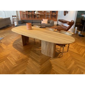 DK3 Tangent Spisebord 270x110cm, Eg Olie