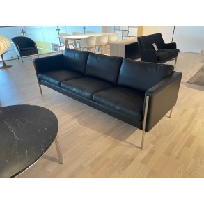 Skipper Capri Sofa 226cm, Sort L�der