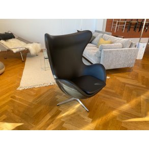 �gget L�nestol, L�der Essential Sort