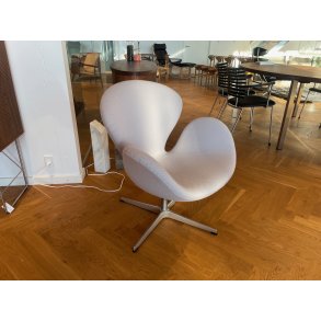 Svanen L�nestol, Stof Serpentine Grey/Beige