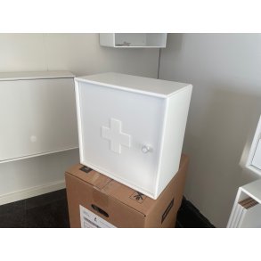 Montana Aid Medicinskab, 101 New White