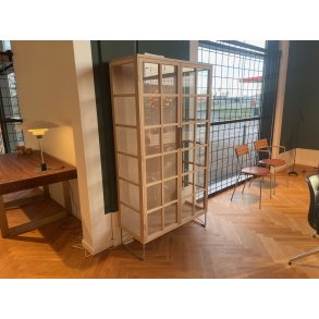 Naver Vitrineskab, eg/s�be